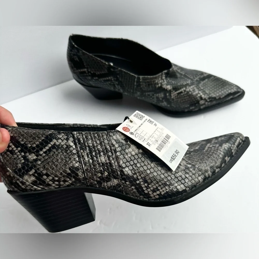 ZARA animal print cowboy heeled ankle boots